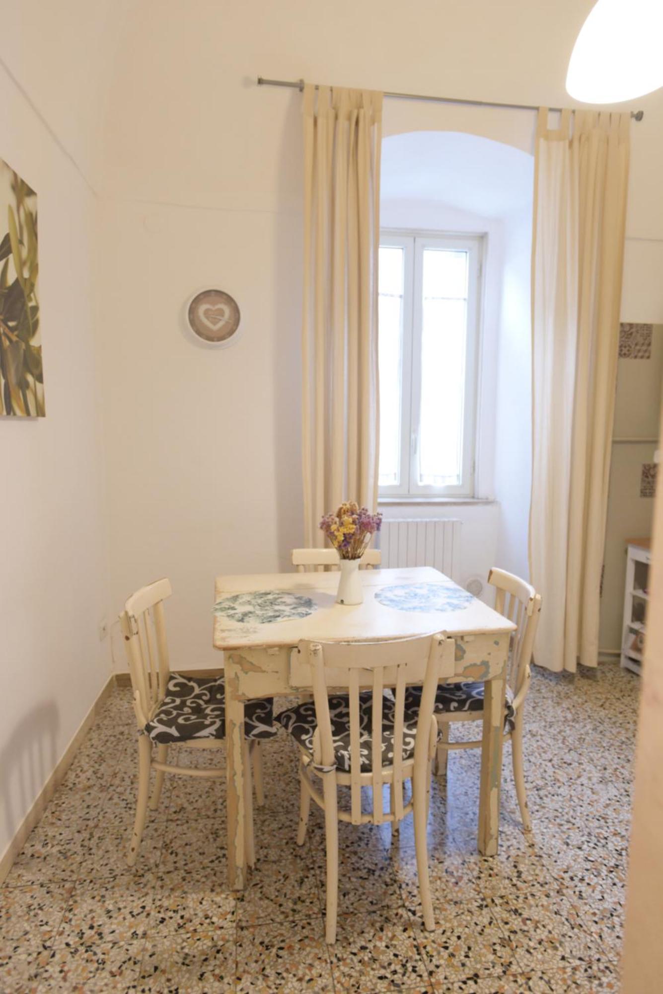 Cittadella28 Like At Home Trani Exteriör bild